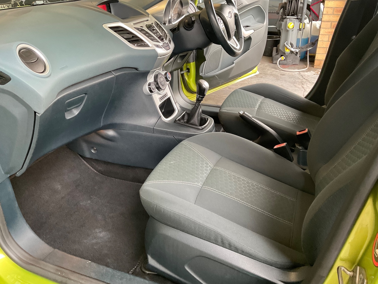 Used Ford Fiesta 2009 for sale - 76477460: Photo 25