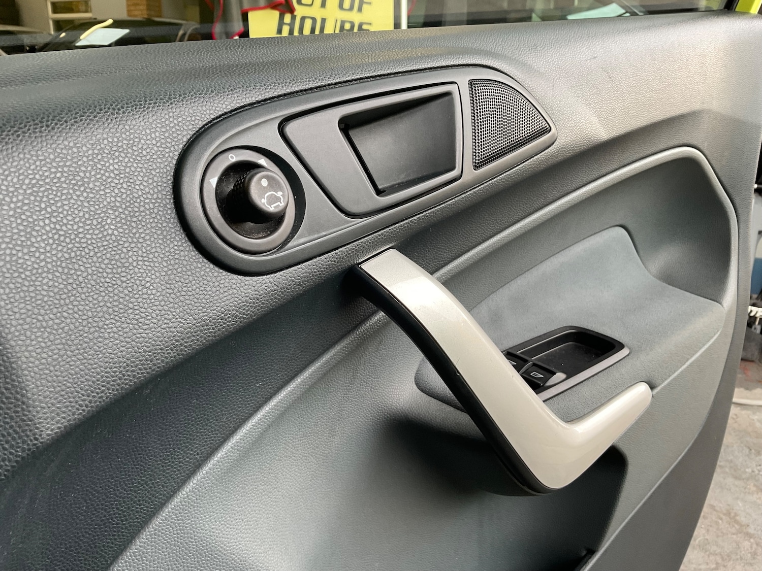 Used Ford Fiesta 2009 for sale - 76477460: Photo 40