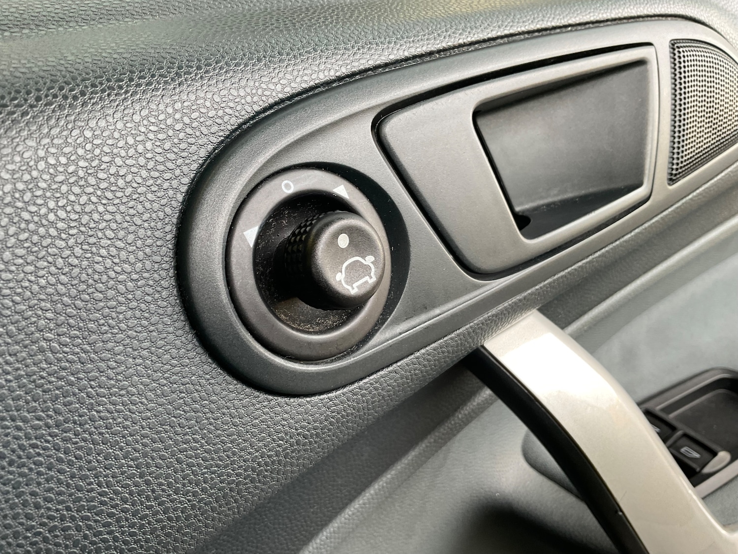 Used Ford Fiesta 2009 for sale - 76477460: Photo 42