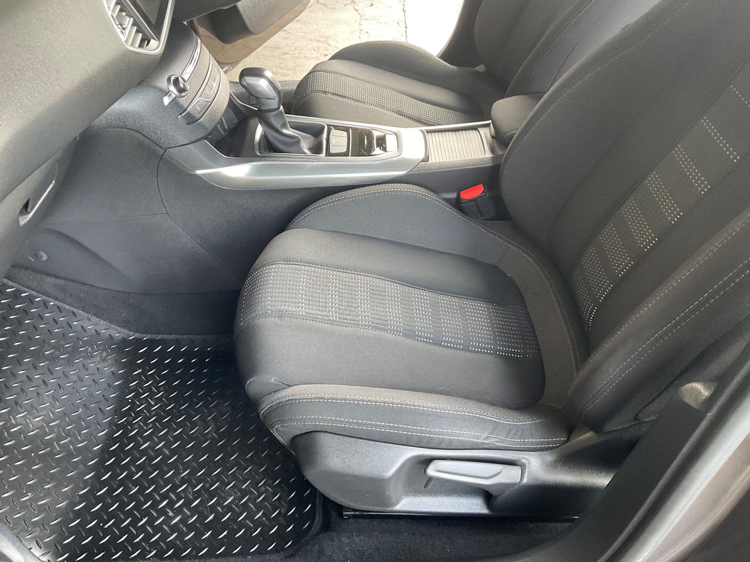 Used Peugeot 308 SW for sale - 77919090: Photo 31