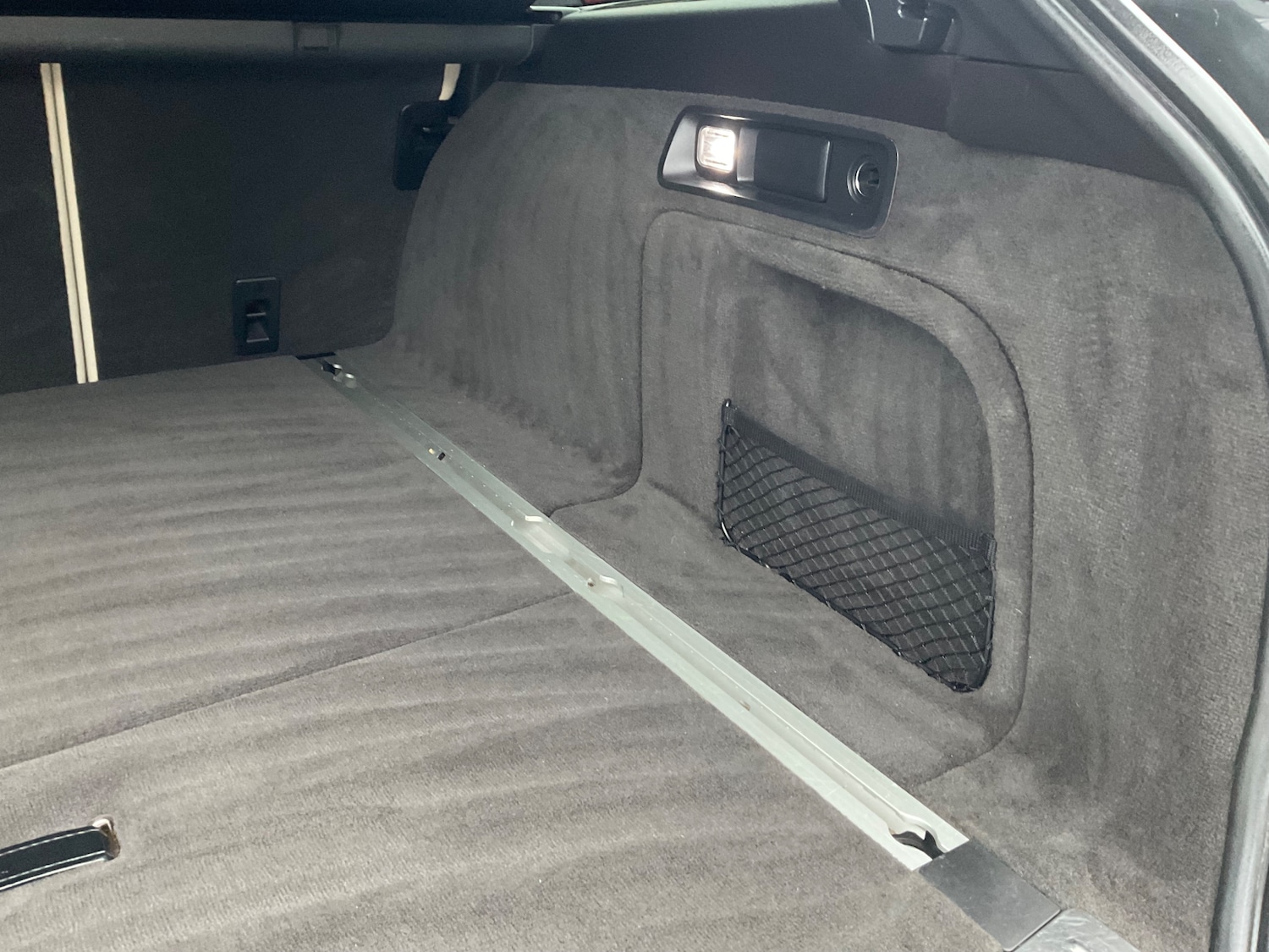 Used Jaguar XF 2015 for sale - 76892355: Photo 22