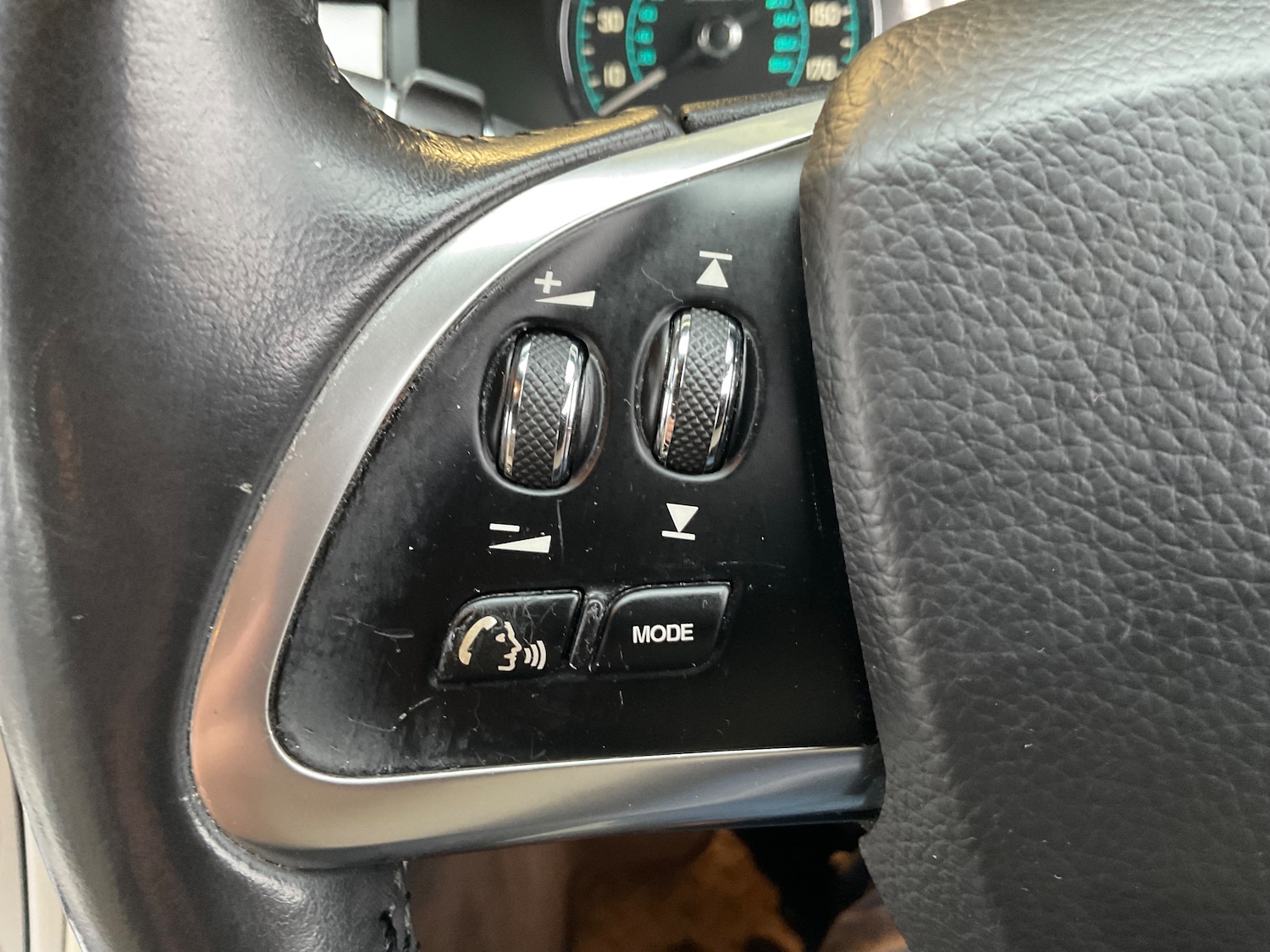 Used Jaguar XF 2015 for sale - 76892355: Photo 48