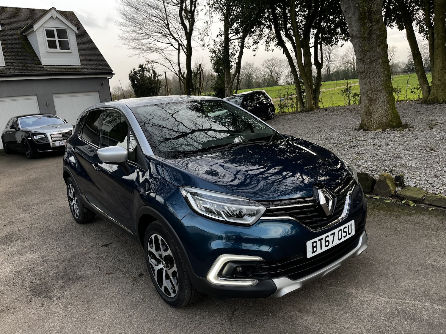 Used Renault Captur 2017 for sale - 77766534: Photo 2