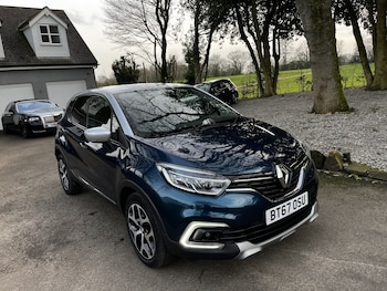 Used Renault Captur 2017 for sale - 77766534: Photo