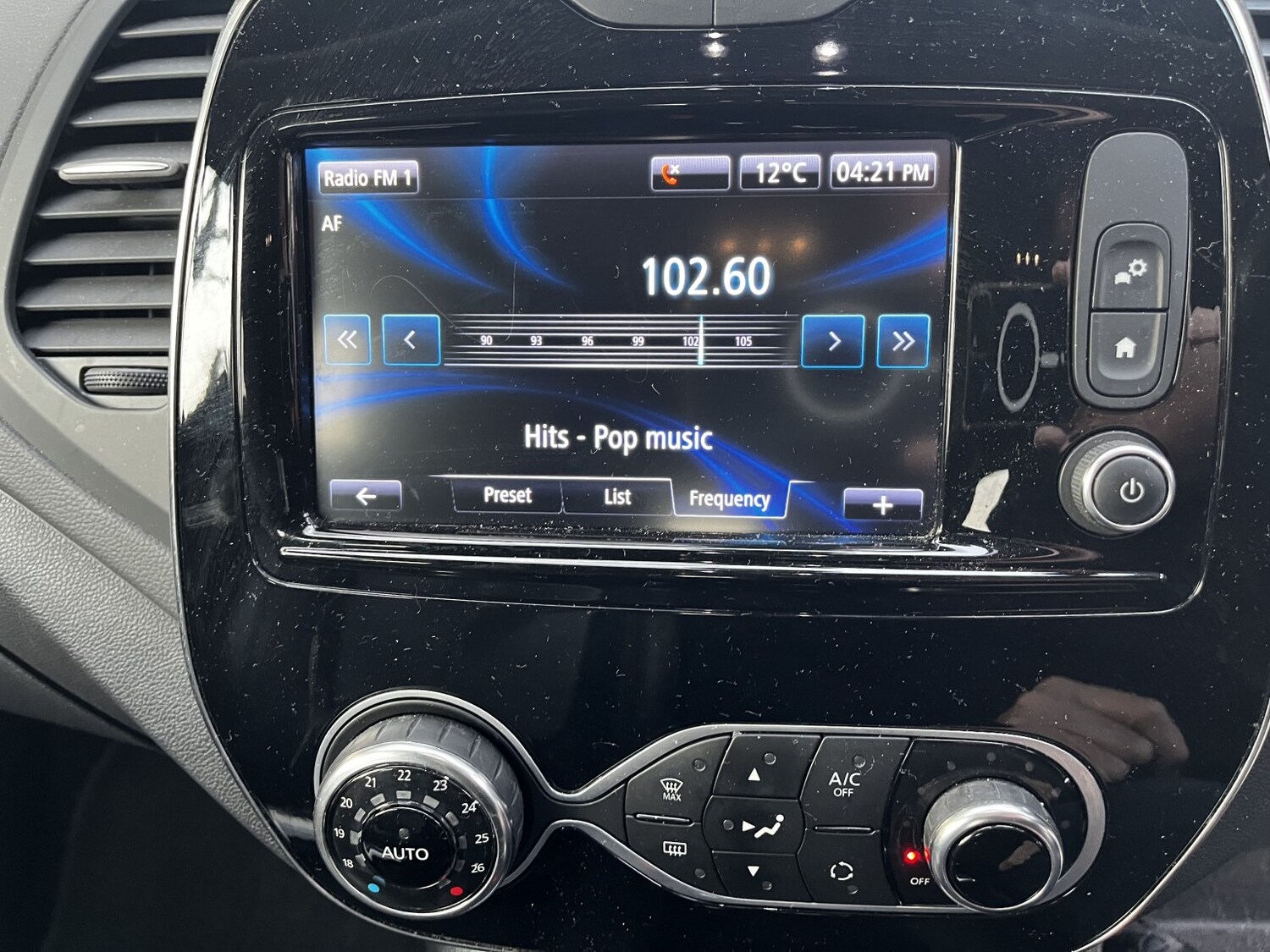 Used Renault Captur 2017 for sale - 77766534: Photo 33