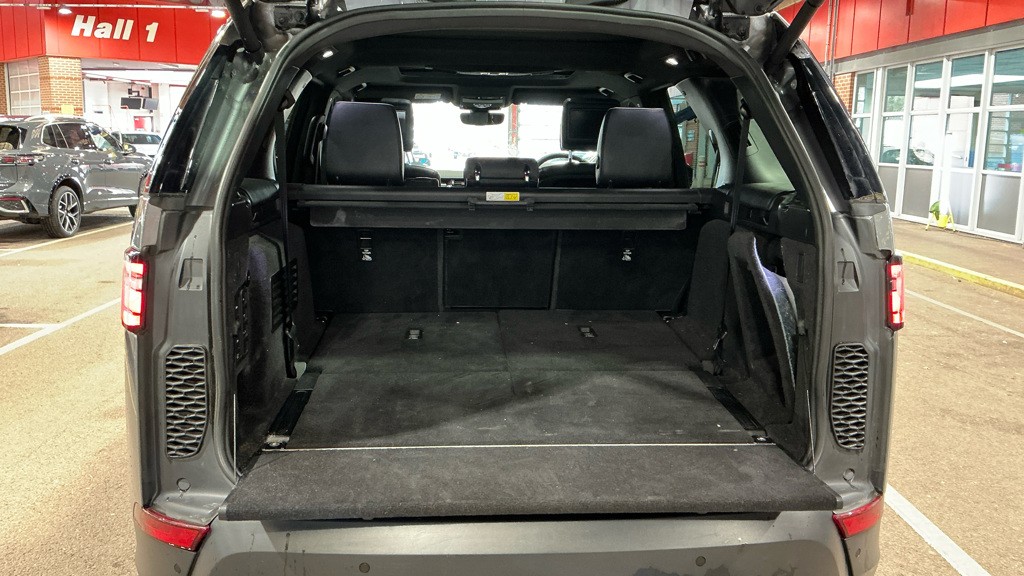 Used Land Rover Discovery 2019 for sale - 76751783: Photo 10