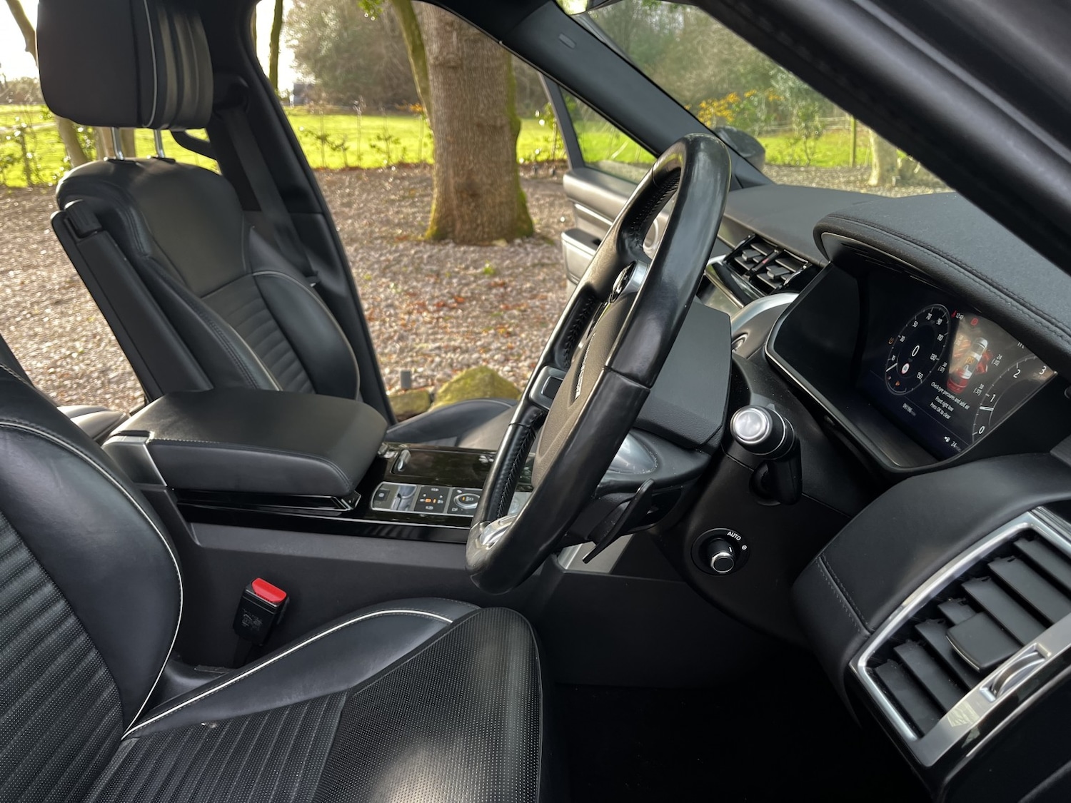 Used Land Rover Discovery 2019 for sale - 76751783: Photo 26