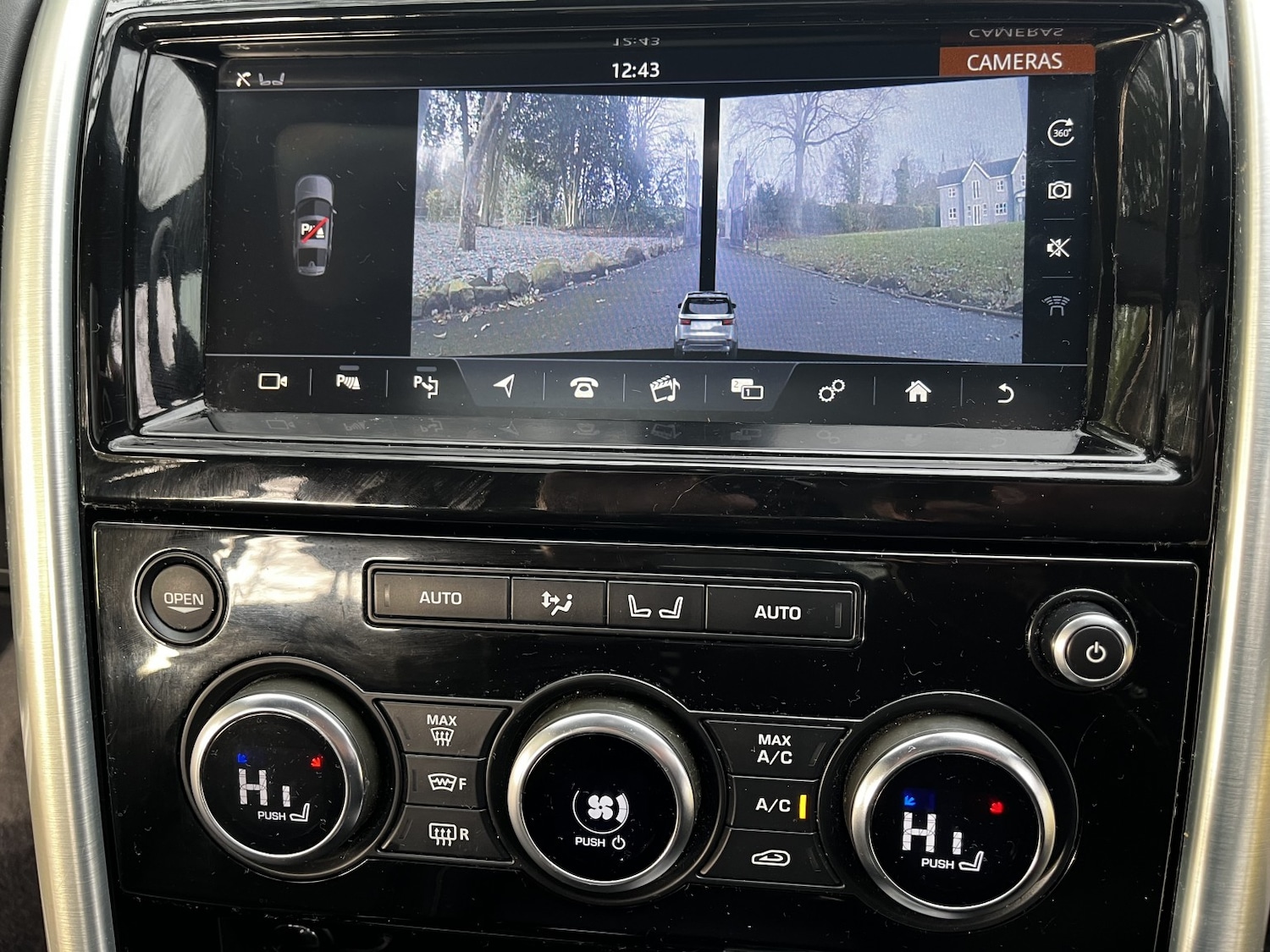 Used Land Rover Discovery 2019 for sale - 76751783: Photo 32