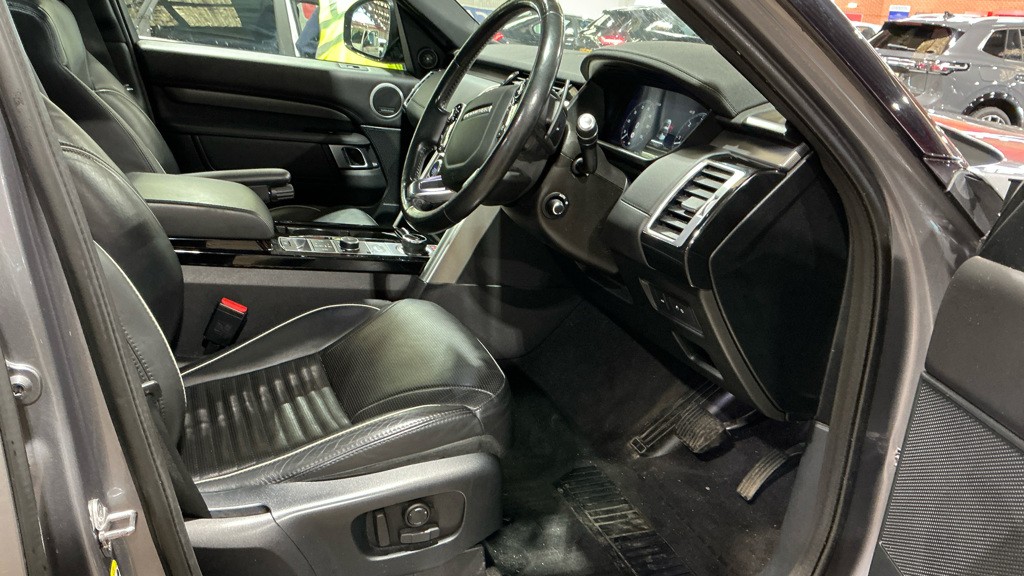Used Land Rover Discovery 2019 for sale - 76751783: Photo 7