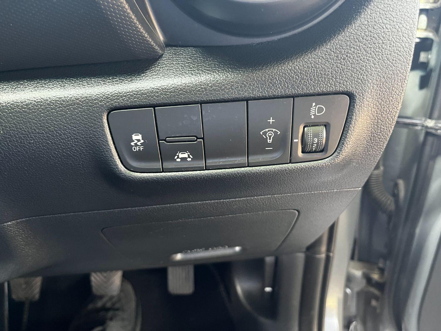 Used Hyundai KONA 2019 for sale - 76794636: Photo 30