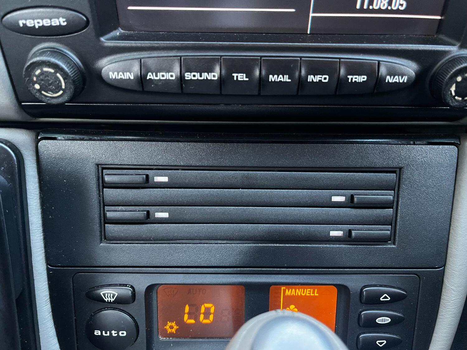 Used Porsche 911 2004 for sale - 76794641: Photo 23