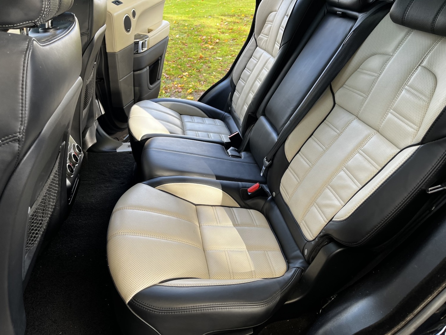 Used Land Rover Range Rover Sport 2014 for sale - 76769686: Photo 18