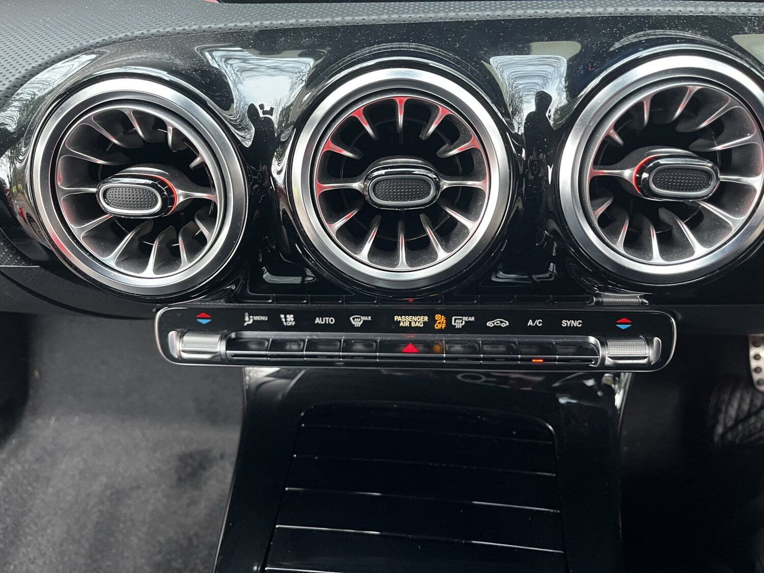 Used Mercedes-Benz CLA 2023 for sale - 77213511: Photo 32