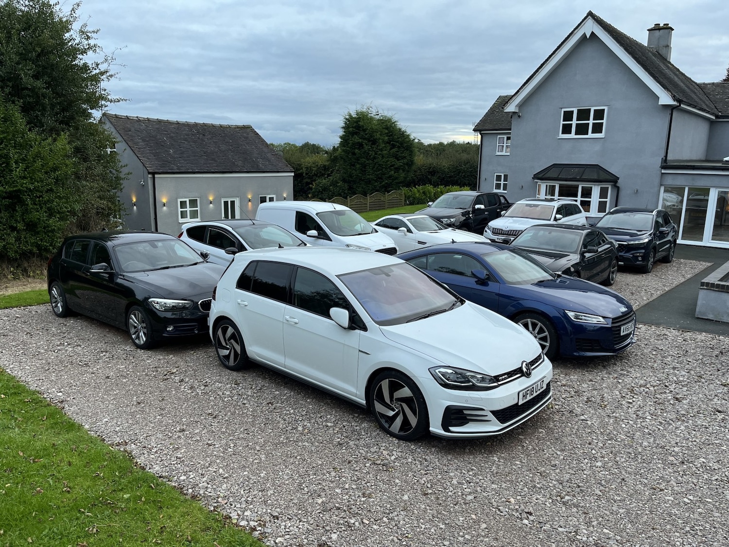 Used Volkswagen Golf 2017 for sale - 77977008: Photo 12