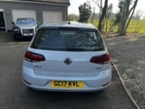 Used Volkswagen Golf 2017 for sale - 77977008: Photo 8