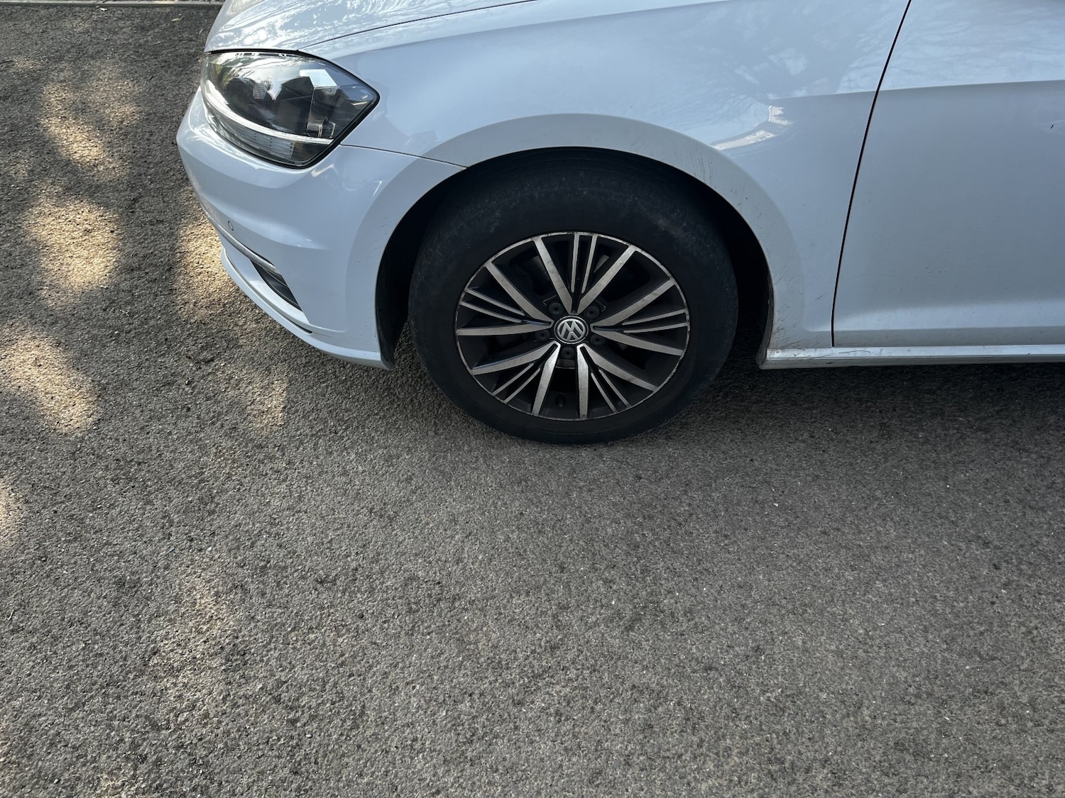 Used Volkswagen Golf 2017 for sale - 77977008: Photo 9