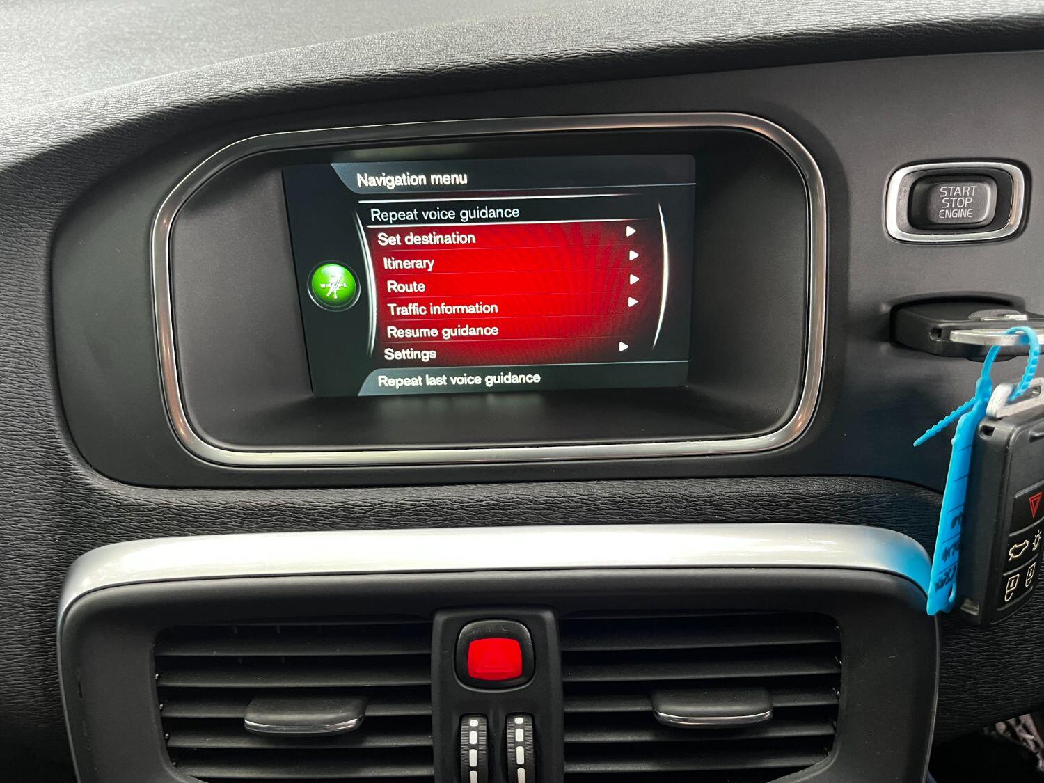 Used Volvo V40 2015 for sale - 76005634: Photo 22