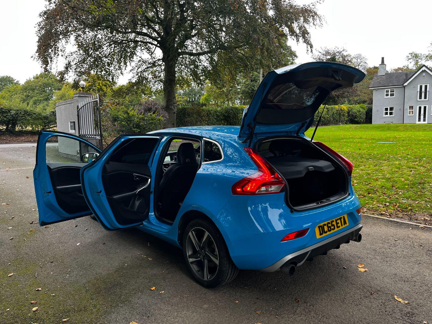 Used Volvo V40 2015 for sale - 76005634: Photo 28