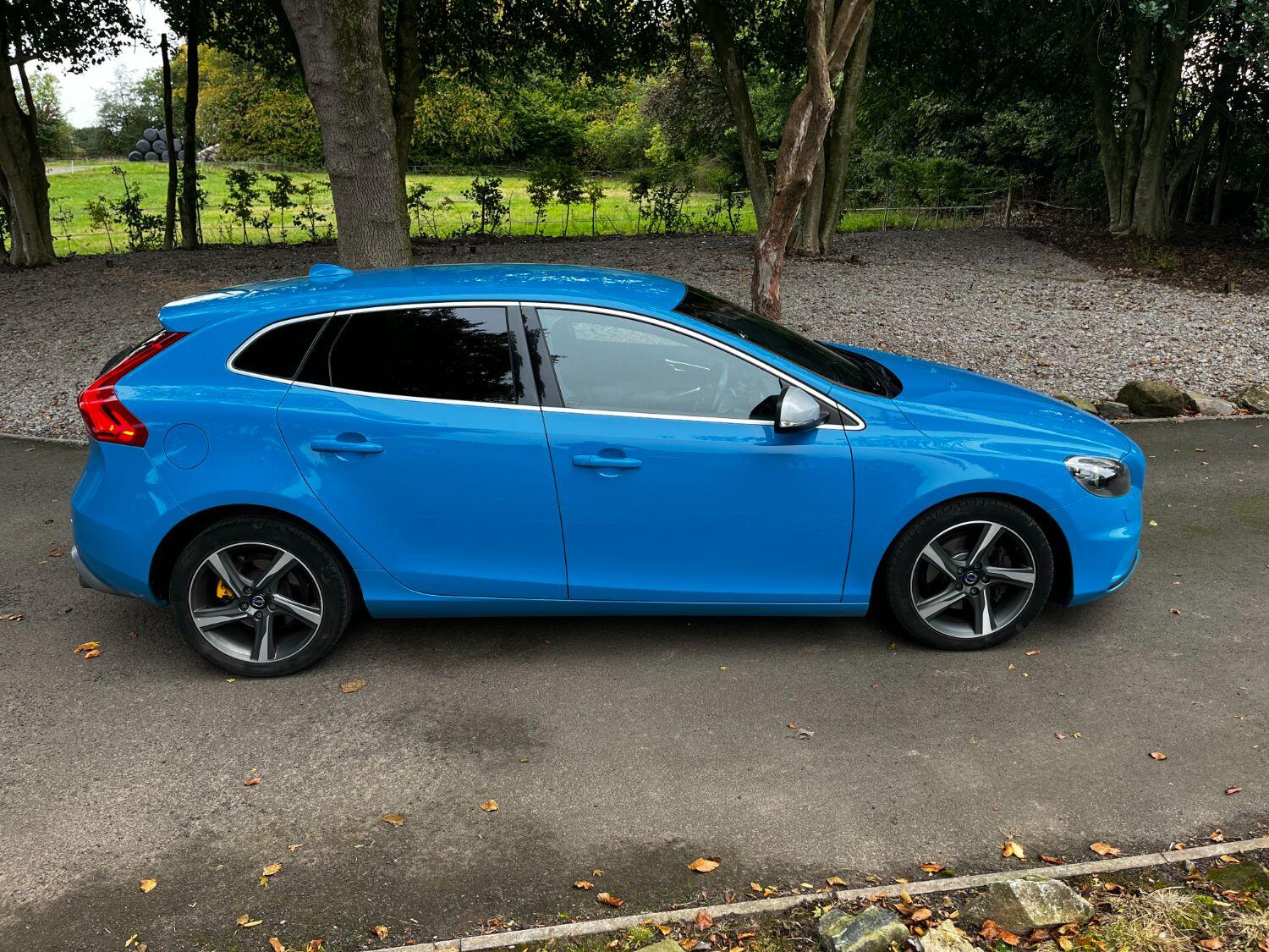 Used Volvo V40 2015 for sale - 76005634: Photo 6
