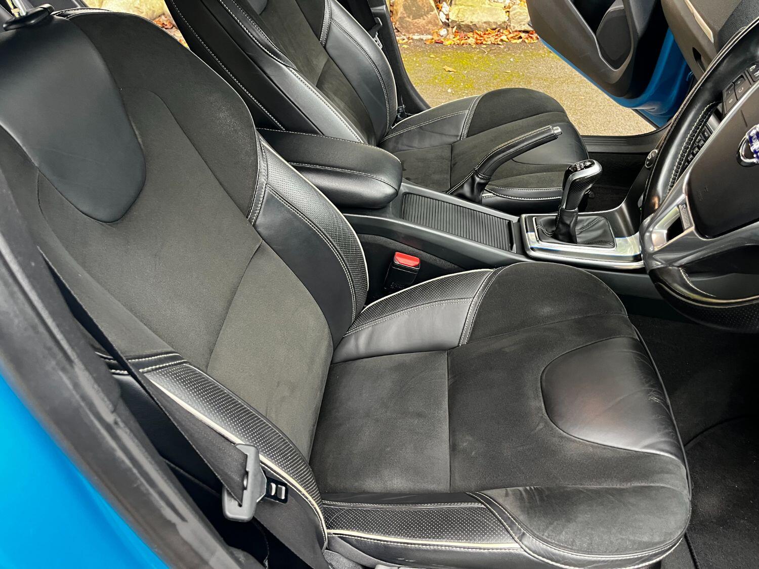 Used Volvo V40 2015 for sale - 76005634: Photo 9