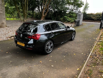 Used BMW 1 Series 2019 for sale - 76134101: Photo