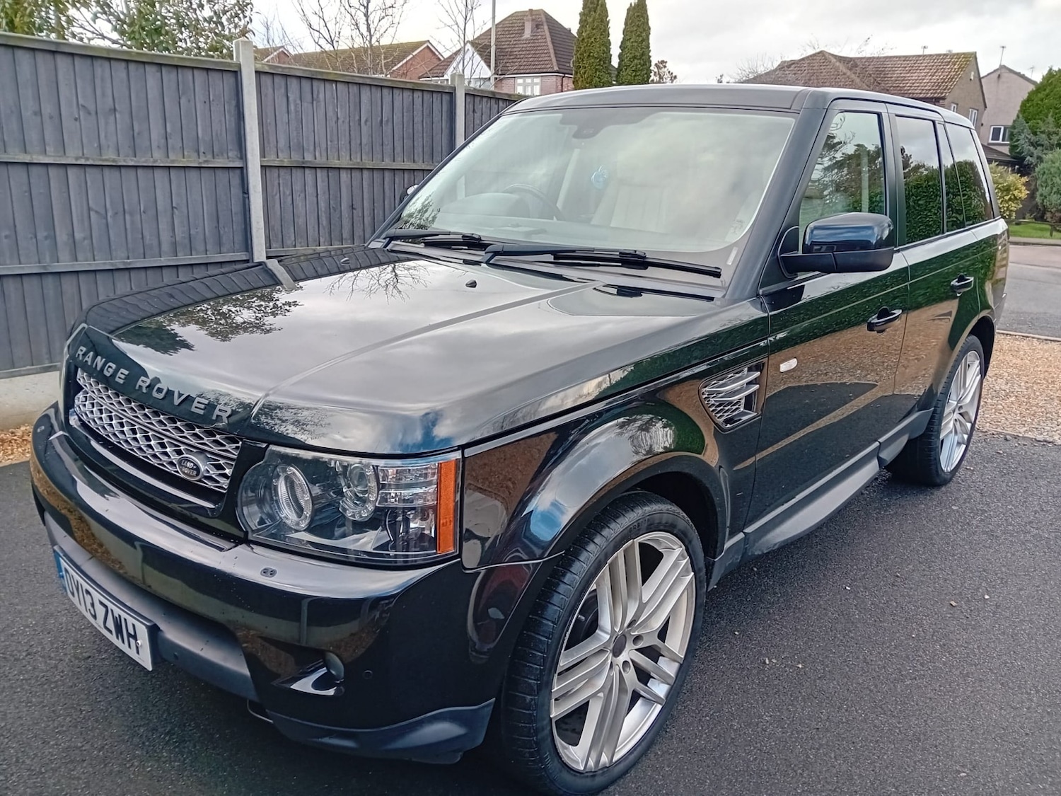 Used Land Rover Range Rover Sport 2013 for sale - 77271040: Photo 1