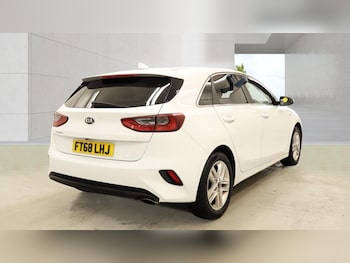 Used Kia Ceed 2018 for sale - 78345875: Photo