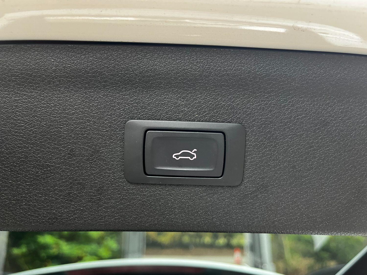 Used Audi Q3 2017 for sale - 76250663: Photo 34