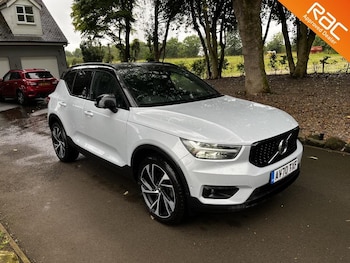 2020 - 2.0 R-Design Pro B5 AWD (250 hp) Auto,pan roof,black lth,FSH 5-Door