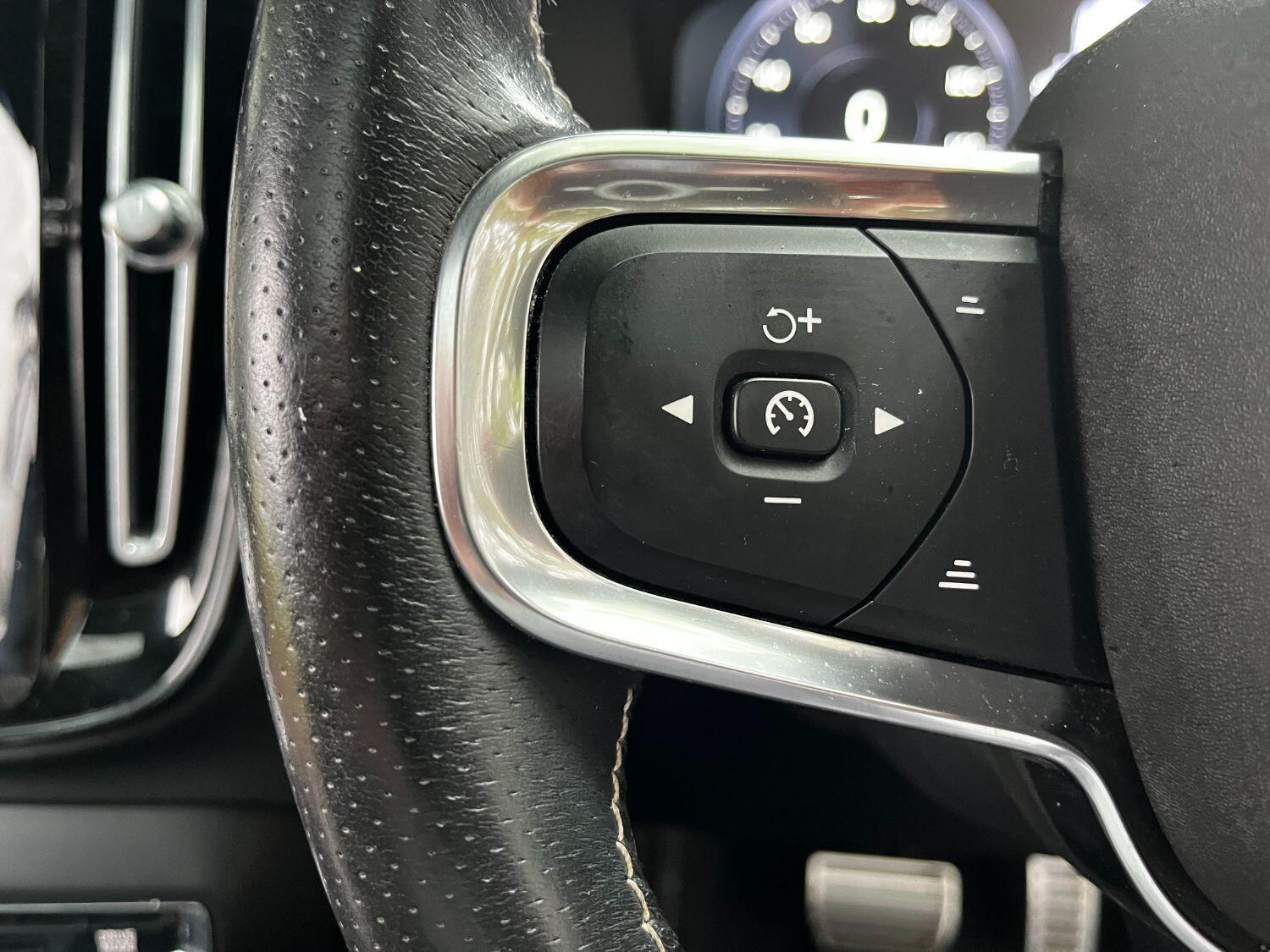 Used Volvo XC40 2020 for sale - 75909227: Photo 40