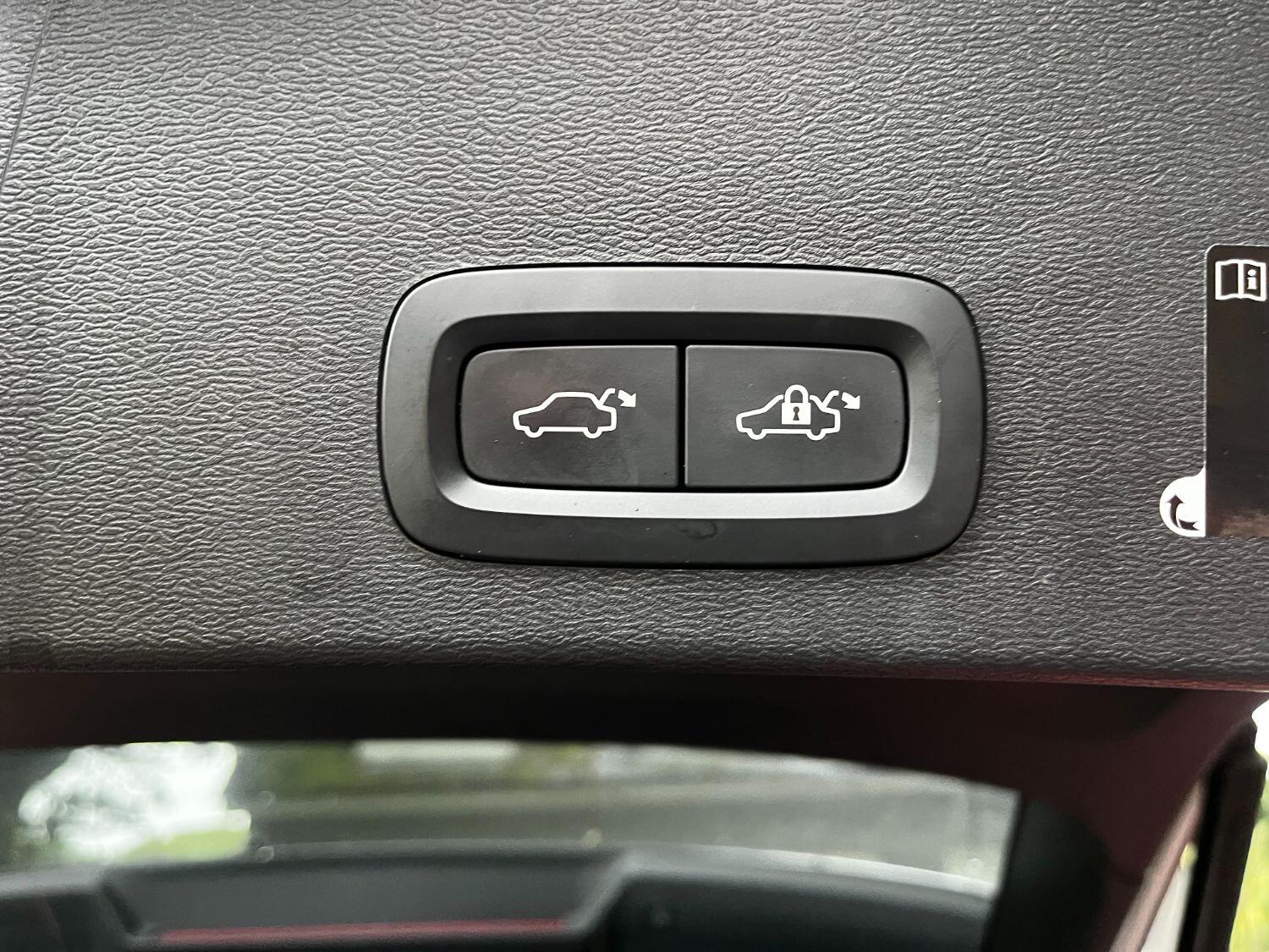 Used Volvo XC40 2020 for sale - 75909227: Photo 44