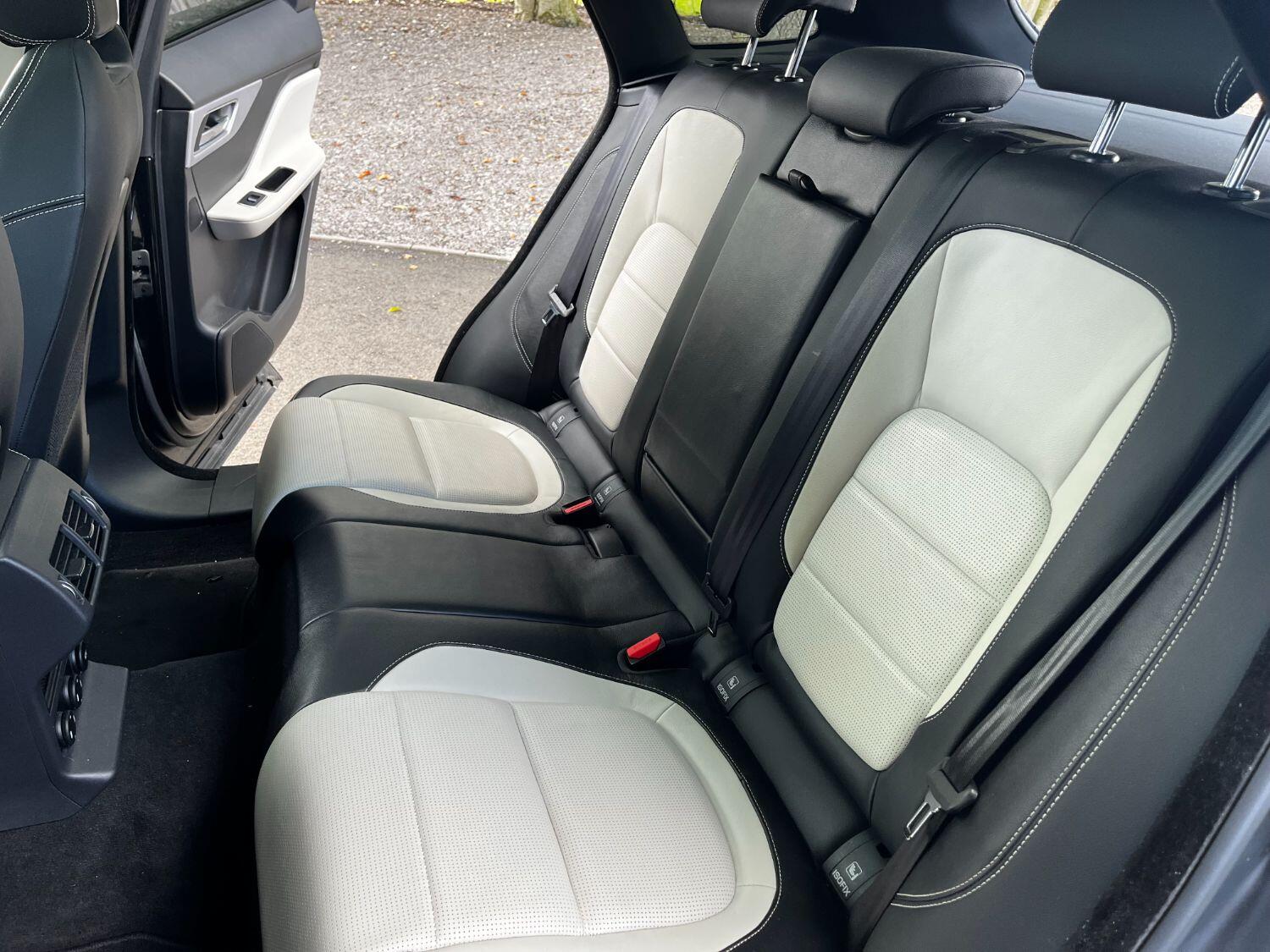 Used Jaguar F-Pace 2017 for sale - 76063828: Photo 15