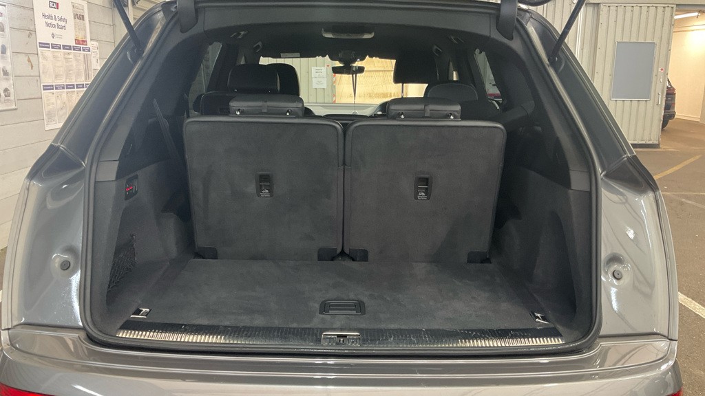 Used Audi Q7 2016 for sale - 76397026: Photo 9