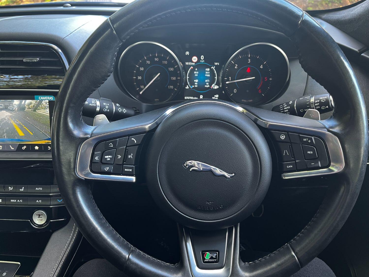 Used Jaguar F-Pace 2018 for sale - 76794638: Photo 21