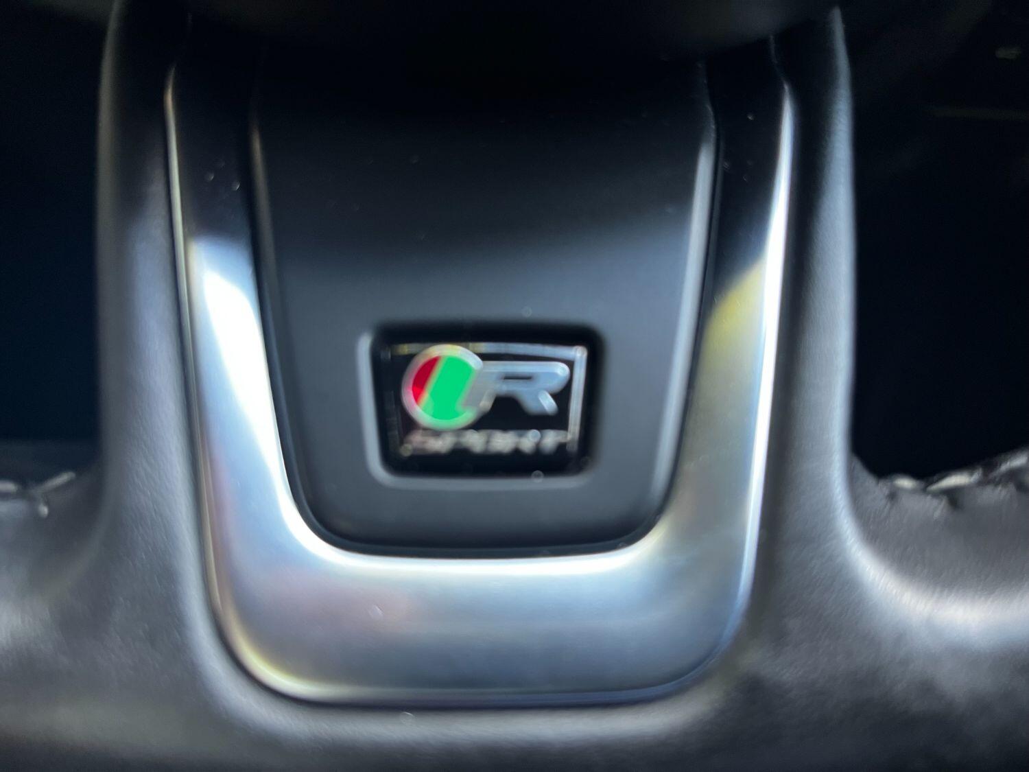 Used Jaguar F-Pace 2018 for sale - 76794638: Photo 24