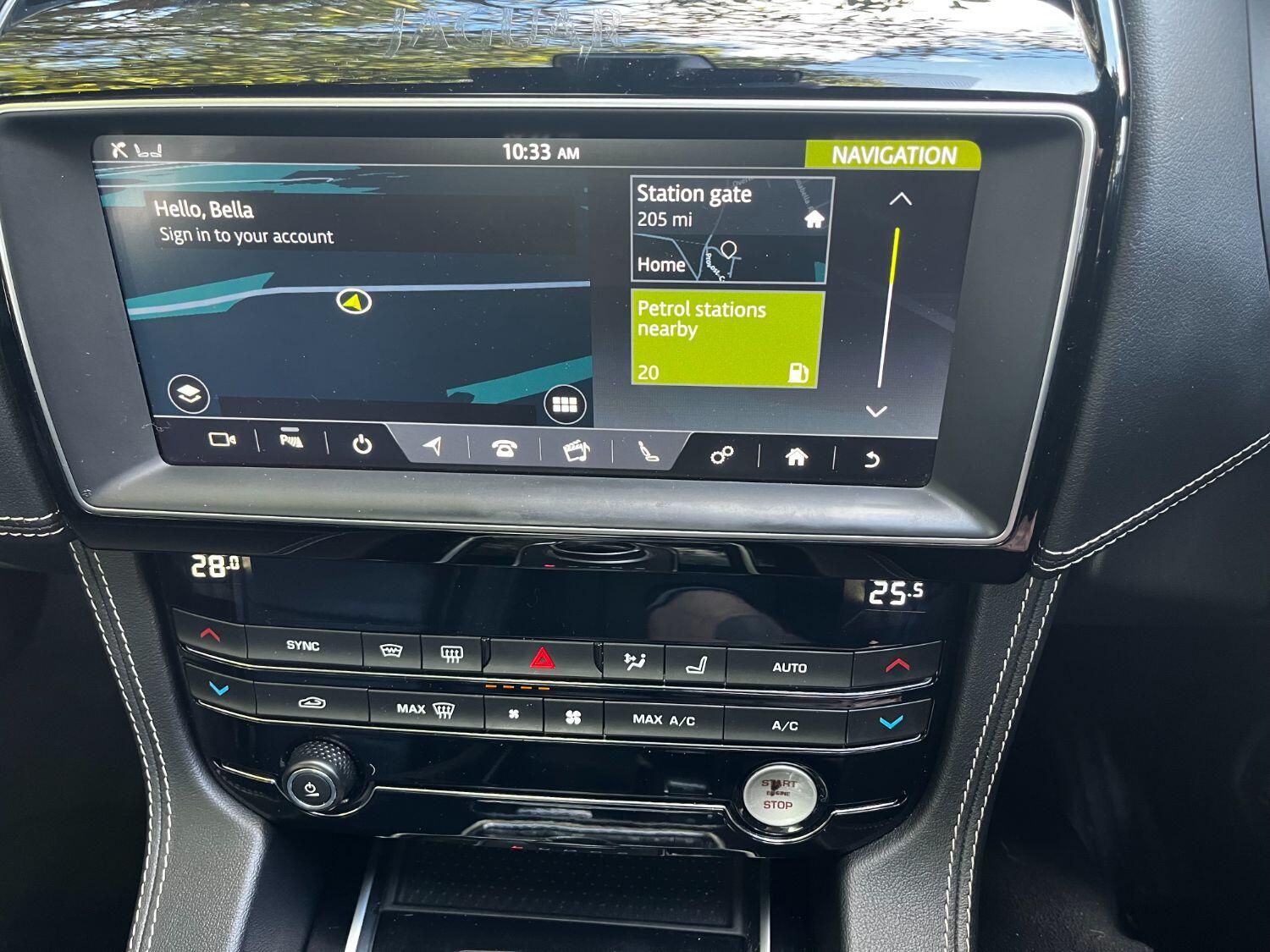 Used Jaguar F-Pace 2018 for sale - 76794638: Photo 27