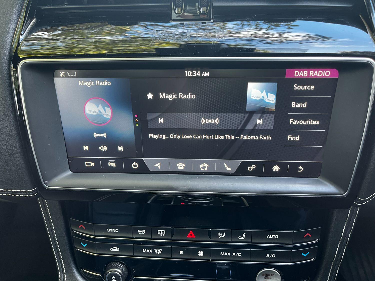 Used Jaguar F-Pace 2018 for sale - 76794638: Photo 33