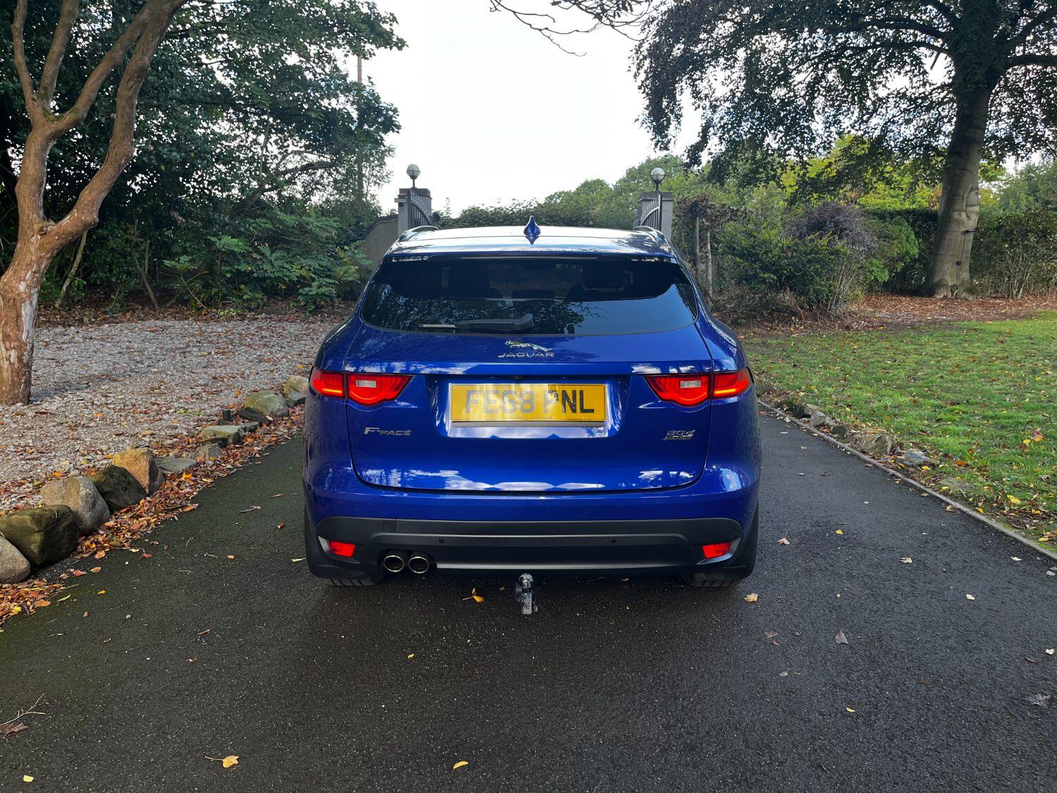 Used Jaguar F-Pace 2018 for sale - 76794638: Photo 8