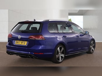 Used Volkswagen Golf 2017 for sale - 79290352: Photo