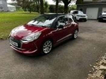 2017 (67) - 1.2 PureTech Connected Chic,great specification with FSH added 3-Door