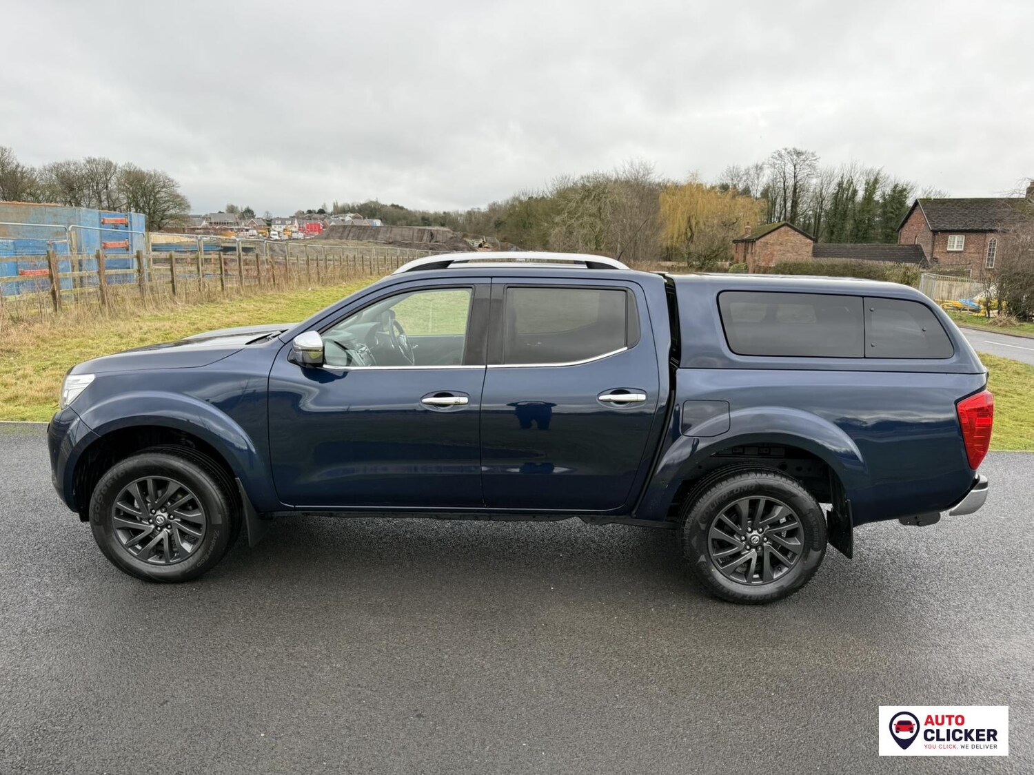 Used Nissan Navara 2017 for sale - 77918188: Photo 28