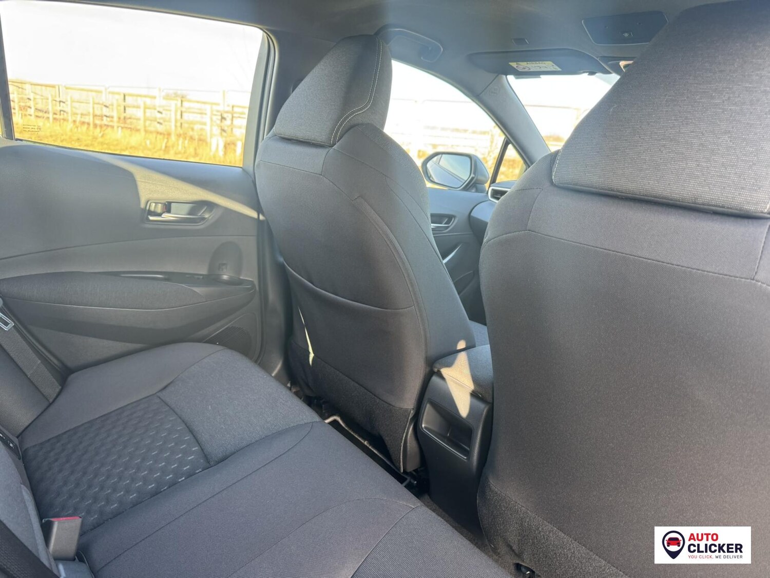 Used Toyota Corolla 2023 for sale - 76304433: Photo 34