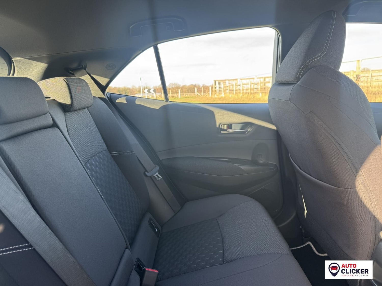 Used Toyota Corolla 2023 for sale - 76304433: Photo 35