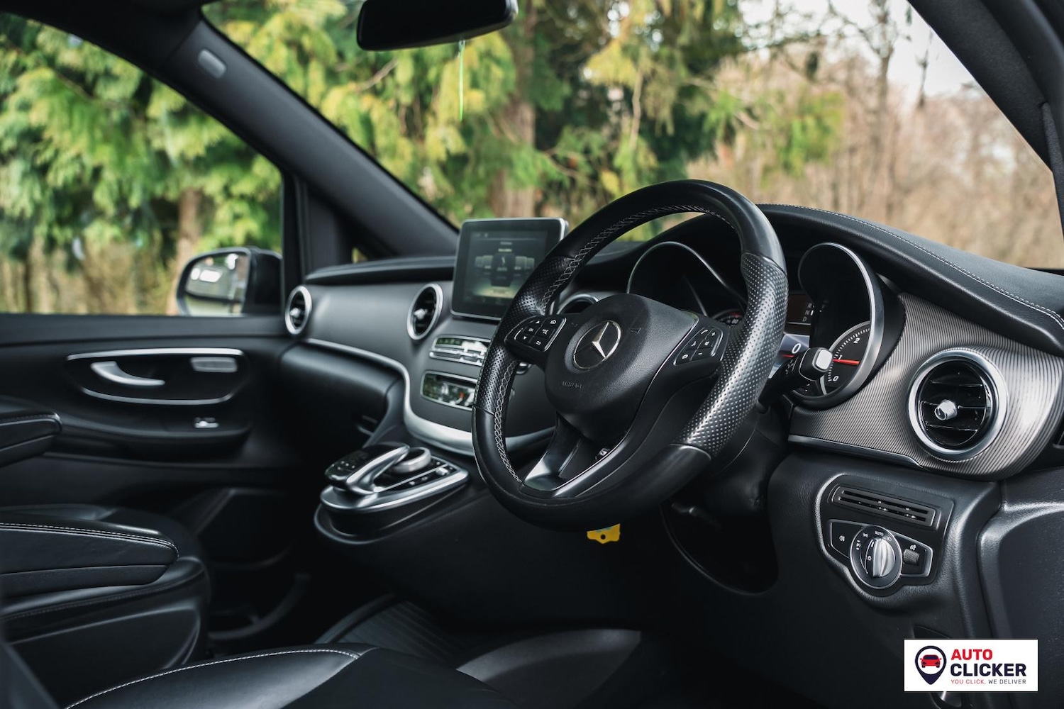 Used Mercedes-Benz V-Class 2018 for sale - 77702870: Photo 19