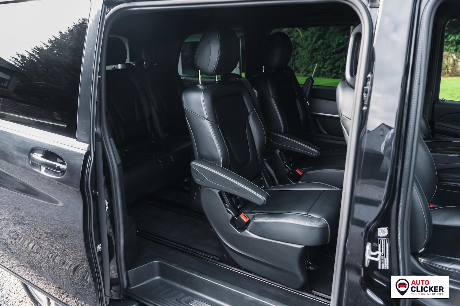 Used Mercedes-Benz V-Class 2018 for sale - 77702870: Photo 24