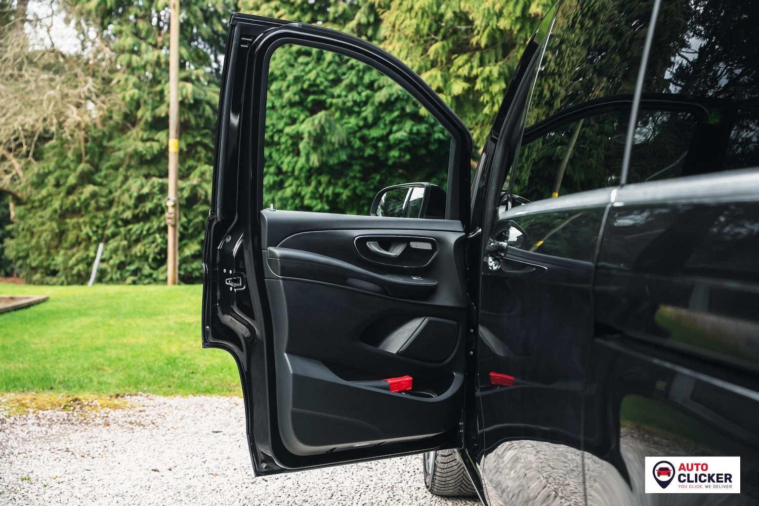 Used Mercedes-Benz V-Class 2018 for sale - 77702870: Photo 35