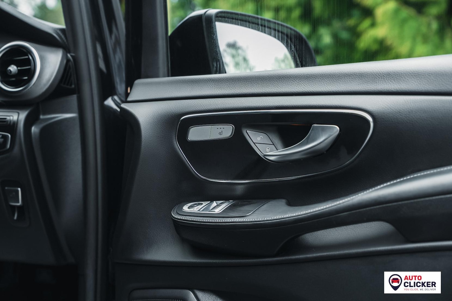 Used Mercedes-Benz V-Class 2018 for sale - 77702870: Photo 38