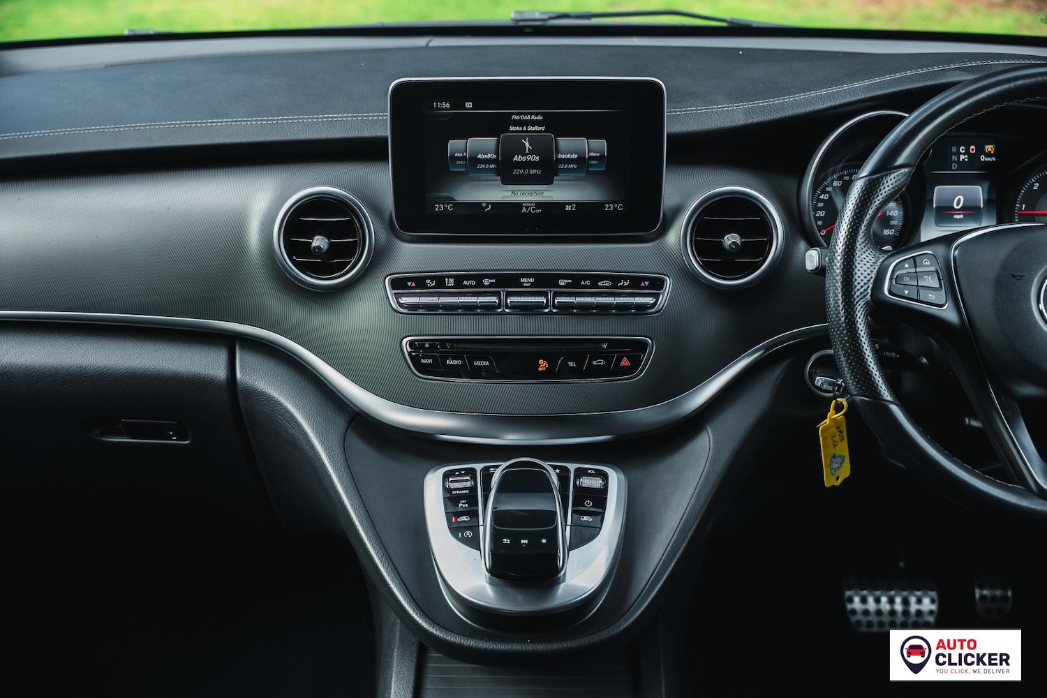 Used Mercedes-Benz V-Class 2018 for sale - 77702870: Photo 40