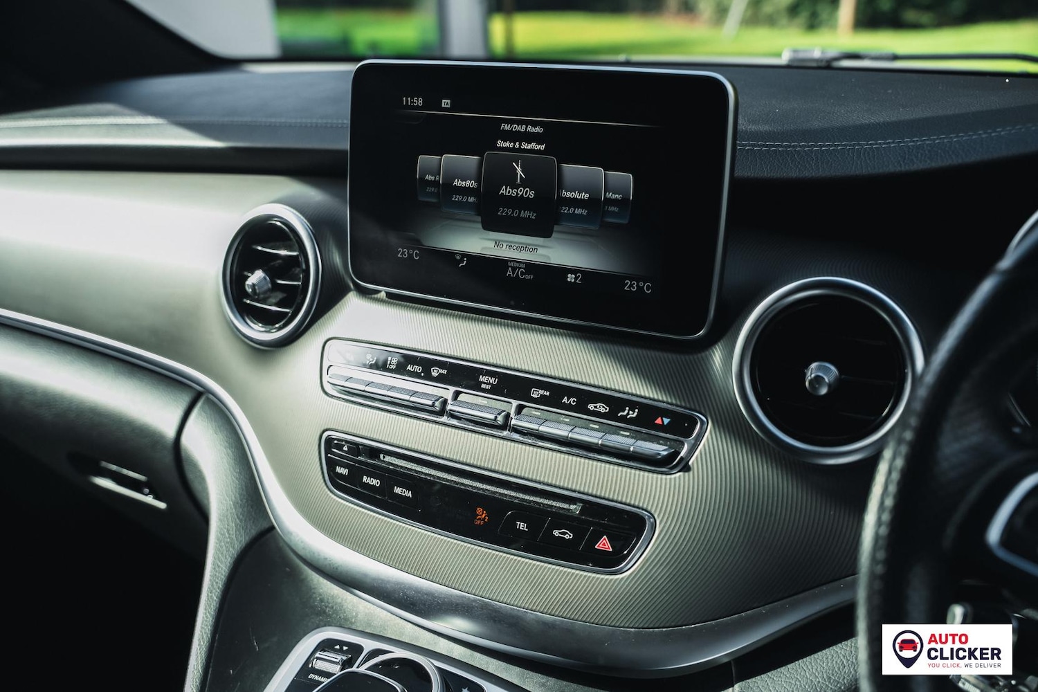 Used Mercedes-Benz V-Class 2018 for sale - 77702870: Photo 47