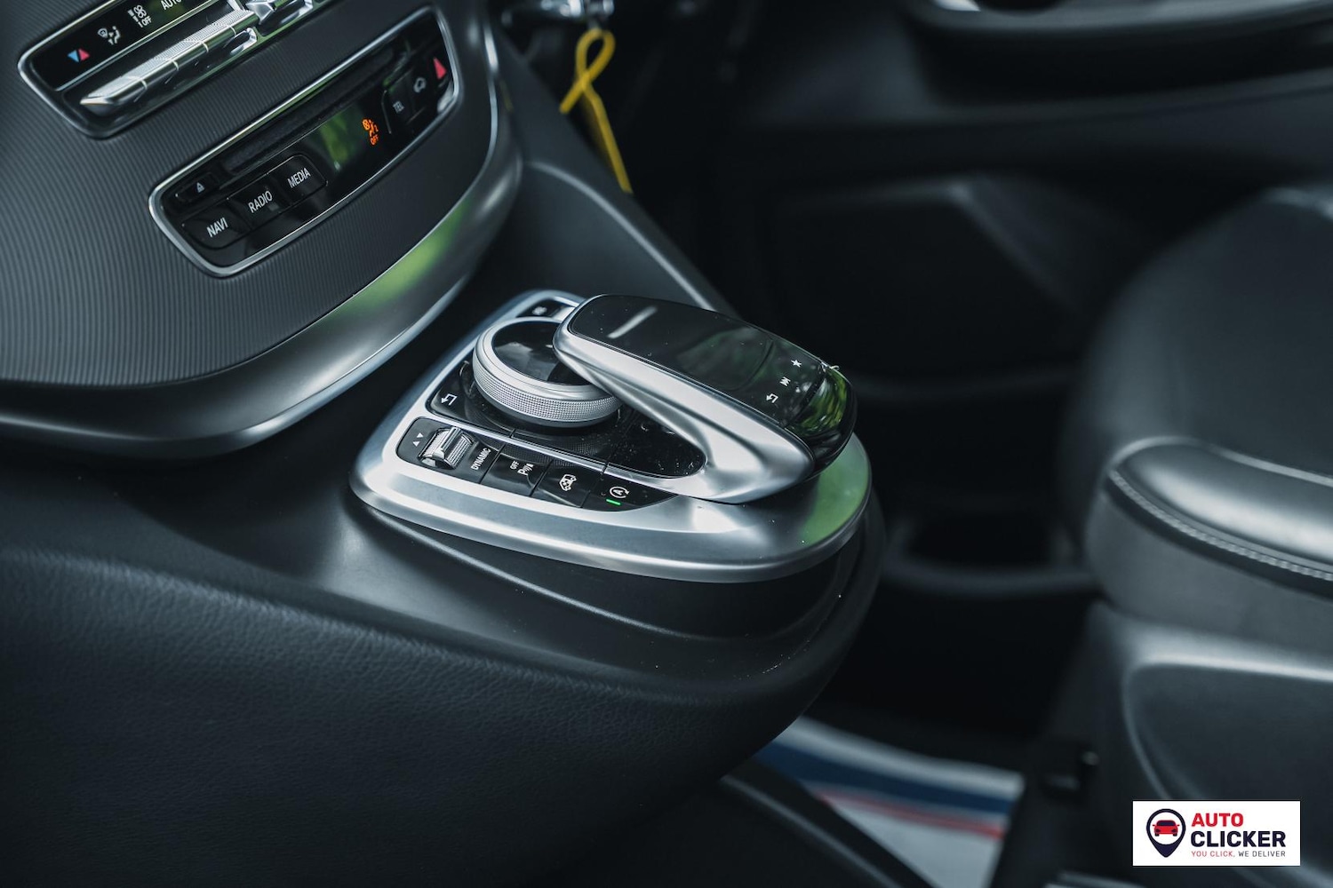 Used Mercedes-Benz V-Class 2018 for sale - 77702870: Photo 59